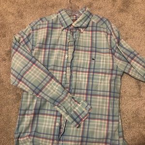 Vineyard vines blue plaid button down medium